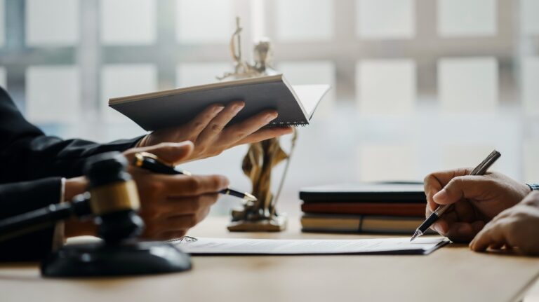 How Mediation Works in Arizona and Why You Should Consider It